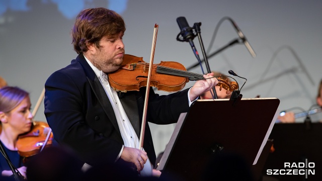 Wydarzenie można było oglądać również na naszej stronie internetowej oraz na radiowym Facebooku. Fot. Robert Stachnik [Radio Szczecin] "Mała filharmonia" w Radiu Szczecin [WIDEO, DUŻO ZDJĘĆ]