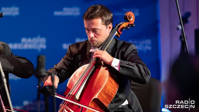 Wydarzenie można było oglądać również na naszej stronie internetowej oraz na radiowym Facebooku. Fot. Robert Stachnik [Radio Szczecin] "Mała filharmonia" w Radiu Szczecin [WIDEO, DUŻO ZDJĘĆ]