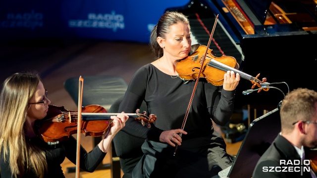 Wydarzenie można było oglądać również na naszej stronie internetowej oraz na radiowym Facebooku. Fot. Robert Stachnik [Radio Szczecin] "Mała filharmonia" w Radiu Szczecin [WIDEO, DUŻO ZDJĘĆ]