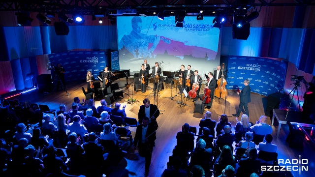 Wydarzenie można było oglądać również na naszej stronie internetowej oraz na radiowym Facebooku. Fot. Robert Stachnik [Radio Szczecin] "Mała filharmonia" w Radiu Szczecin [WIDEO, DUŻO ZDJĘĆ]