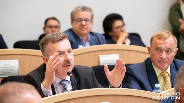 Fot. Robert Stachnik [Radio Szczecin] Zmarnowana kadencja czy czas rozwoju? Ostatnia sesja sejmiku [ZDJĘCIA]