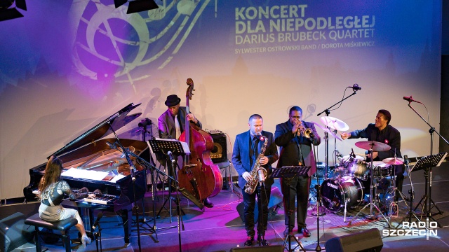 Fot. Robert Stachnik [Radio Szczecin] Darius Brubeck zagrał dla Niepodległej. "Wspaniale uczczono 100-lecie niepodległości" [DUŻO ZDJĘĆ, WIDEO]