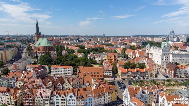 Służby badają jakość powietrza po wielkim pożarze w Szczecinie