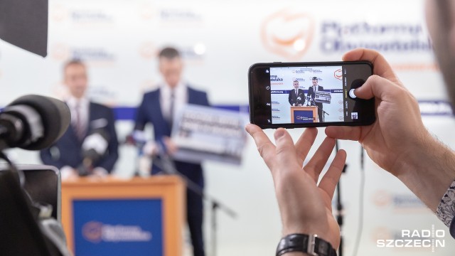 Platforma krytykuje stocznię, sprzeciw posła Zaremby [ZDJĘCIA]