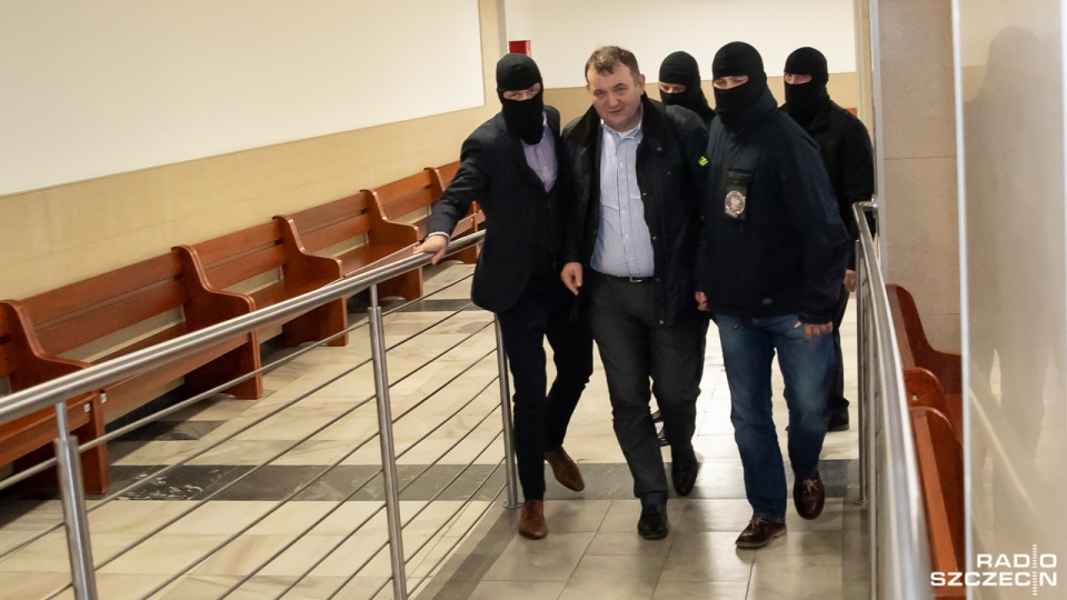 Poseł Gawłowski przebywa w areszcie od niedzieli - tak zdecydował Sąd Rejonowy w Szczecinie ze względu na surową karę jaka grozi Gawłowskiemu i obawę mataczenia. Fot. Robert Stachnik [Radio Szczecin]