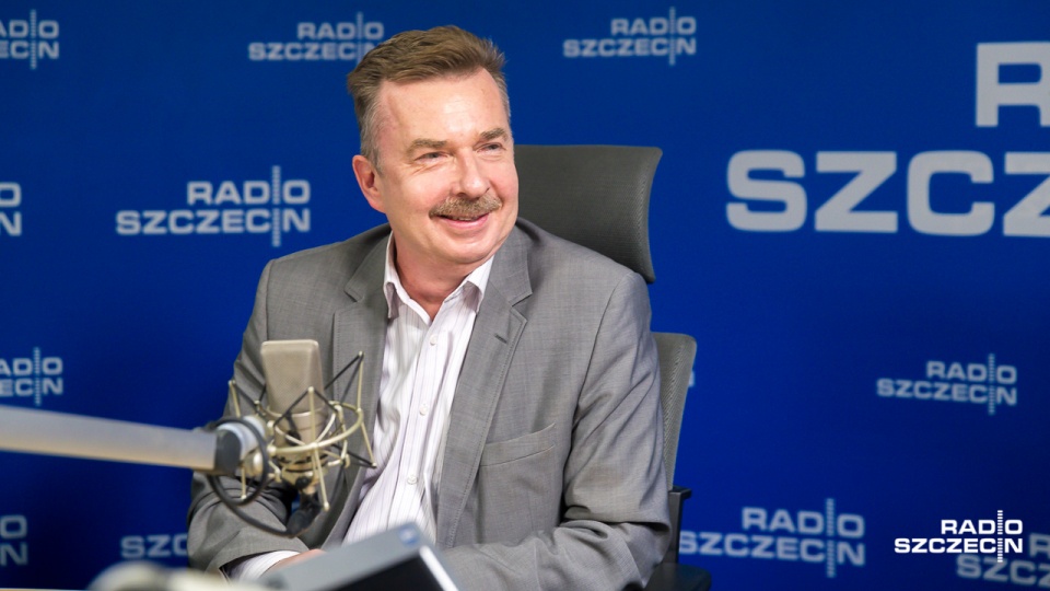 Dariusz Wieczorek bagatelizuje afery w Urzędzie Marszałkowskim, za które przez cztery lata krytykował marszałka Olgierda Geblewicza. Fot. Robert Stachnik [Radio Szczecin]