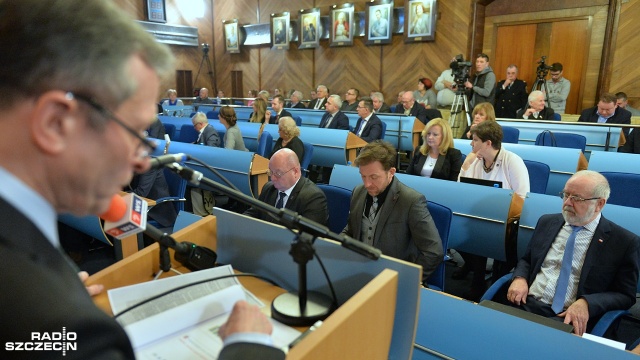 Fot. Łukasz Szełemej [Radio Szczecin] Radni przyjęli budżet. Krzystek: Musi być optymalny dla oczekiwań mieszkańców [ZDJĘCIA]