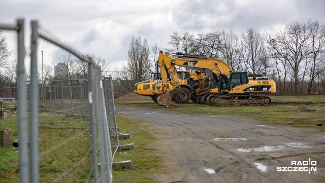 Raport z przebudowy stadionu: Większość krzesełek zdemontowana, czas na dach