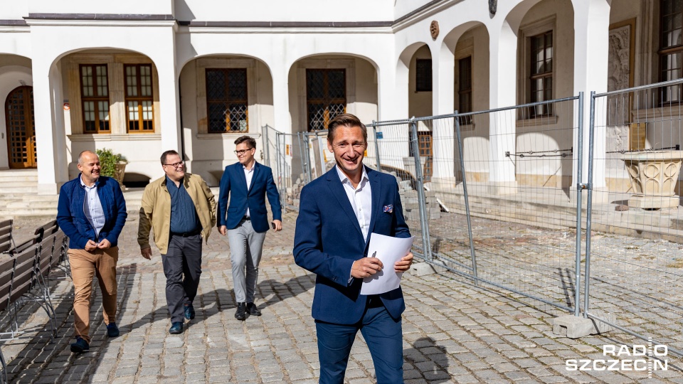 Marszałek województwa ogłasza wyniki raportu po katastrofie na Zamku Książąt Pomorskich. Fot. Robert Stachnik [Radio Szczecin]