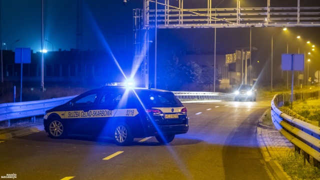 Fot. Wojciech Ochrymiuk [Radio Szczecin] Polska otworzyła granice! Pierwsze osoby przekroczyły przejście w Lubieszynie [WIDEO, DUŻO ZDJĘĆ]