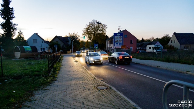 Fot. Robert Stachnik [Radio Szczecin] Decyzja niemieckich władz oznacza kolejny lockdown dla przygranicznego handlu [ZDJĘCIA]