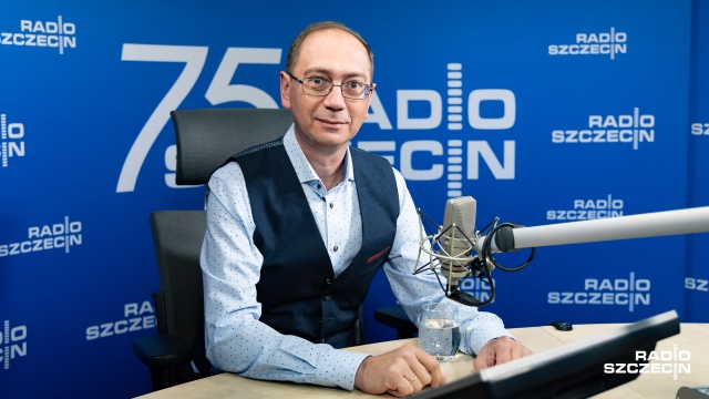 Szef radnych KO broni marszałka Grodzkiego