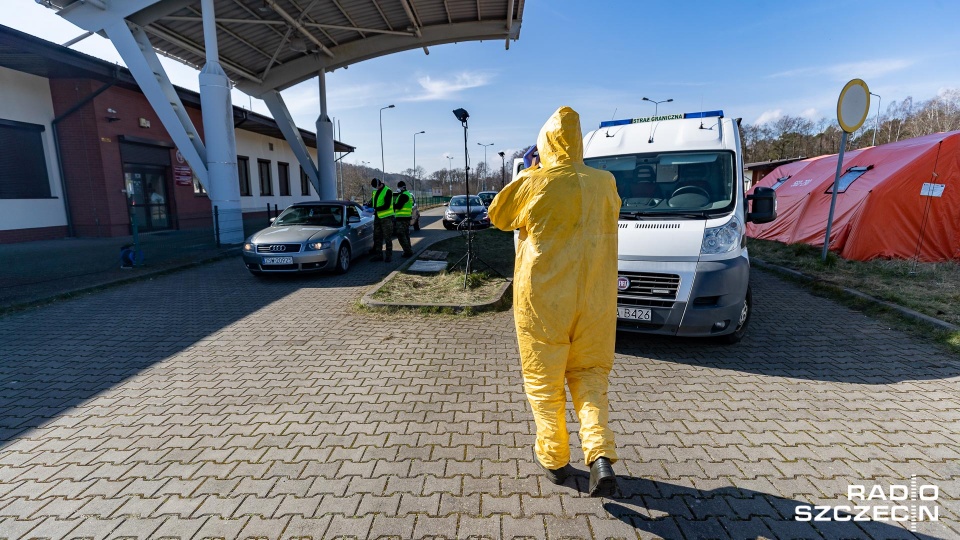 Prezydent Świnoujścia Janusz Żmurkiewicz prosił o pomoc Ministerstwo Spraw Wewnętrznych i Administracji w sprawie przejścia granicznego Świnoujście-Garz. Fot. Robert Stachnik [Radio Szczecin]