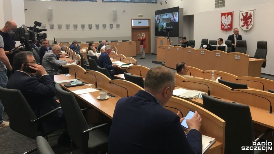 W poniedziałek członkowie Wojewódzkiej Rady Dialogu Społecznego chcieli się dowiedzieć, jak będzie wyglądał budżet inwestycji. Fot. Grzegorz Gibas [Radio Szczecin]