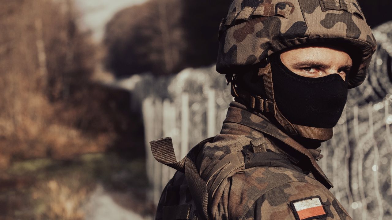 Publicyści zgodni w ocenie działań rządu na granicy polsko-białoruskiej