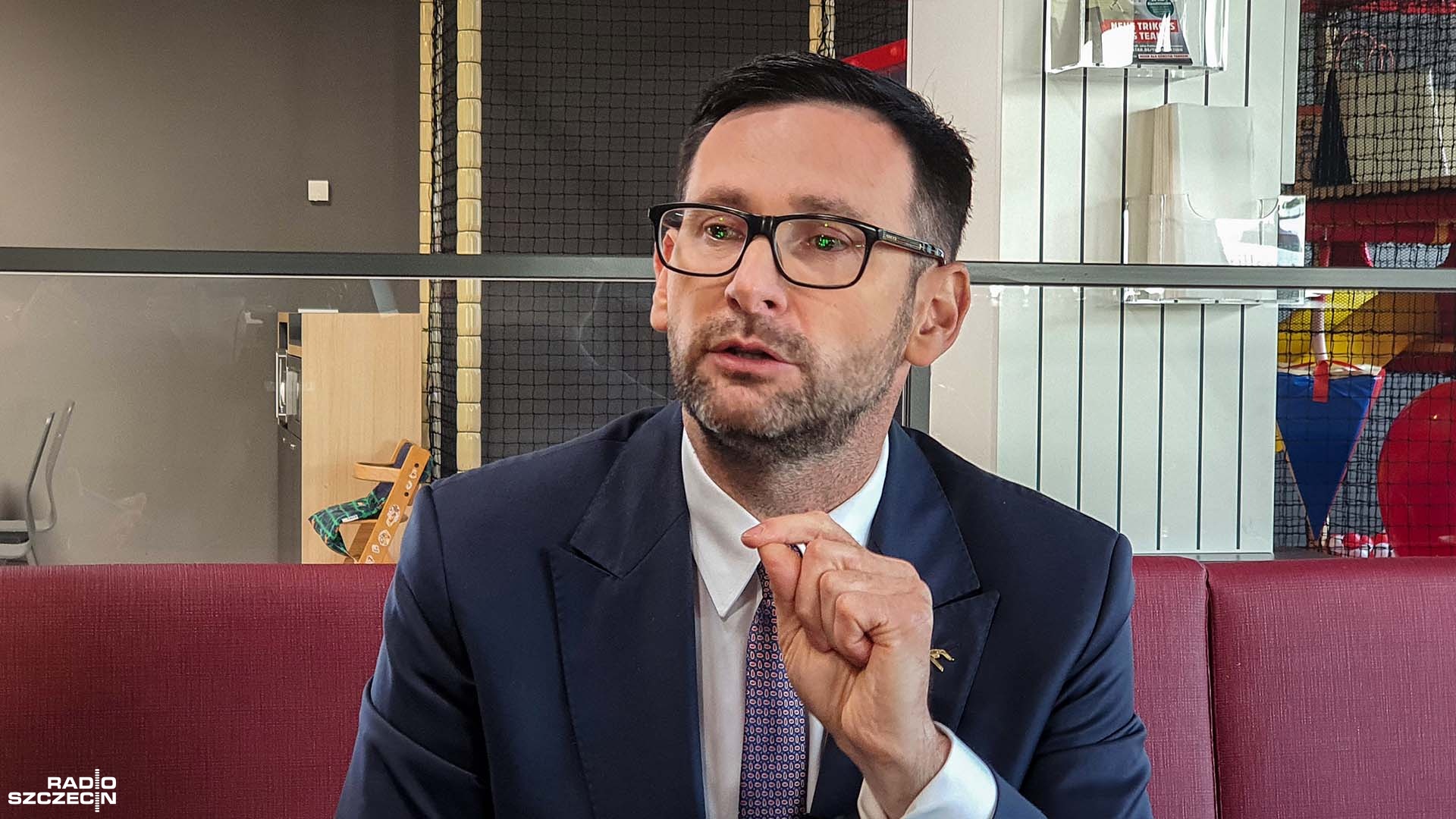 Prezes PKN Orlen Daniel Obajtek zapowiedział, że od połowy marca spółka obniży cenę gazu dla części klientów, między innymi piekarni, cukierni i małych zakładów, z 650 do 353 złotych za megawatogodzinę.