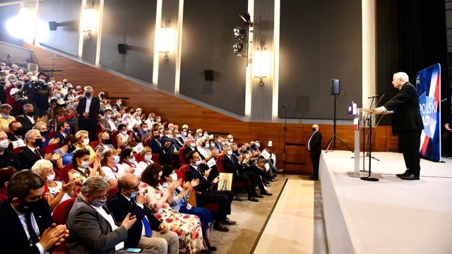 Wicepremier Jarosław Kaczyński, prezes Prawa i Sprawiedliwości powiedział na spotkaniu z mieszkańcami Rypina, że na Polskim Ładzie skorzysta pół miliona polskich firm.