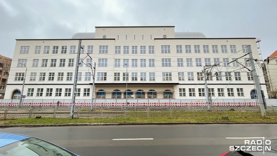 O rysach i uginaniu się stropów urzędnicy marszałka wiedzieli już ponad pół roku temu. Fot. Robert Stachnik [Radio Szczecin]