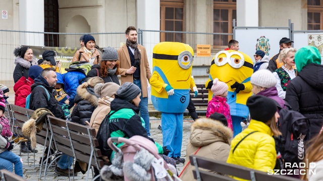 Ostatni koncert w ramach imprezy zaplanowano na godzinę 19. Fot. Robert Stachnik [Radio Szczecin] Koncert charytatywny "Dla Ukrainy" połączony ze zbiórką pieniędzy [WIDEO, ZDJĘCIA]