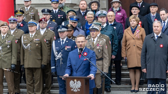 Fot. Robert Stachnik [Radio Szczecin] Uroczystości wojewódzkie i Festyn Niepodległościowy na Wałach Chrobrego [WIDEO, ZDJĘCIA]