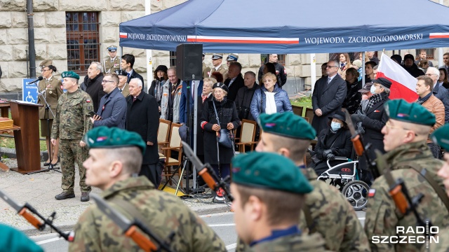 Fot. Robert Stachnik [Radio Szczecin] Uroczystości wojewódzkie i Festyn Niepodległościowy na Wałach Chrobrego [WIDEO, ZDJĘCIA]