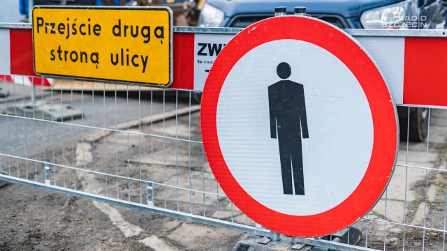 Minister infrastruktury Andrzej Adamczyk powiedział, że polska gospodarka potrzebuje pracowników z Ukrainy. W Programie 1 Polskiego Radia mówił, że od wybuchu wojny największe braki są odczuwane w budownictwie i w transporcie.