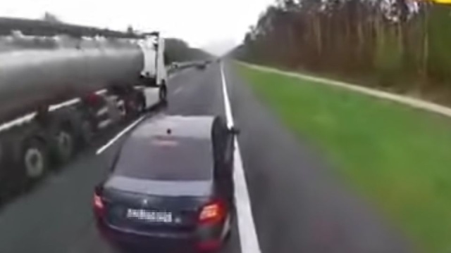 Niebezpieczny manewr Geblewicza na autostradzie i cysterna
