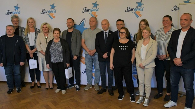 Nowe boiska przy szkole podstawowej, zajęcia z ruchu drogowego czy napis STARGARD, który powstanie w Parku Jagiellońskim.