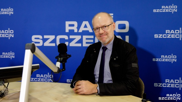 Amerykańska pomoc dla Polski. Ciekawa hipoteza politologa