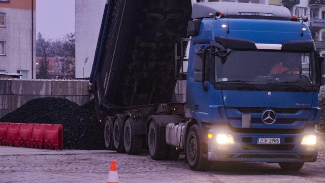 Tańszy węgiel trafił do Gryfina [WIDEO, ZDJĘCIA]