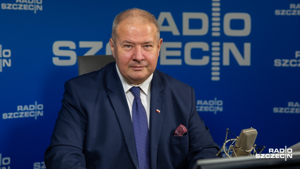 Afera policka ukazuje ludzi bez zahamowań, którzy czerpali korzyści z państwowej firmy - mówił w "Radiu Szczecin na Wieczór" poseł Leszek Dobrzyński. Fot. Robert Stachnik [Radio Szczecin]