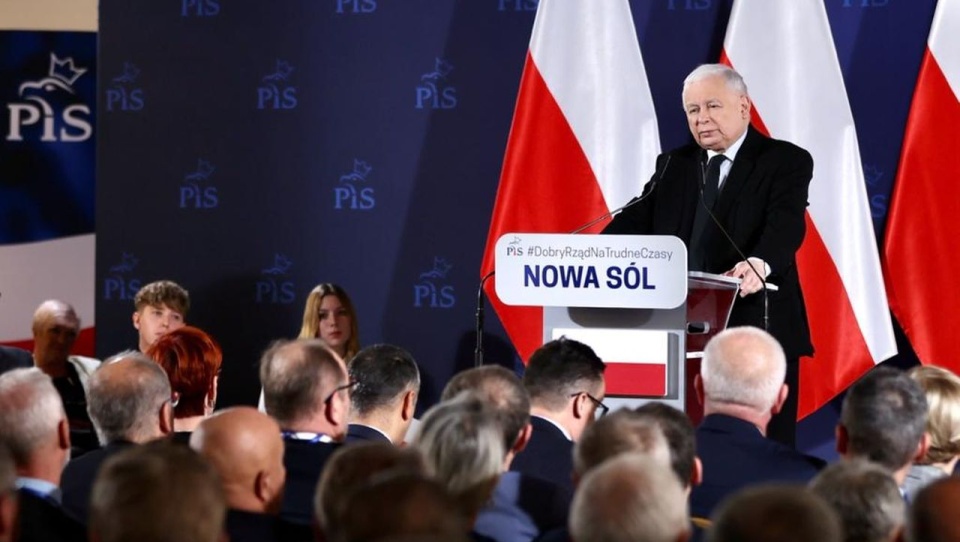 źródło: https://twitter.com/