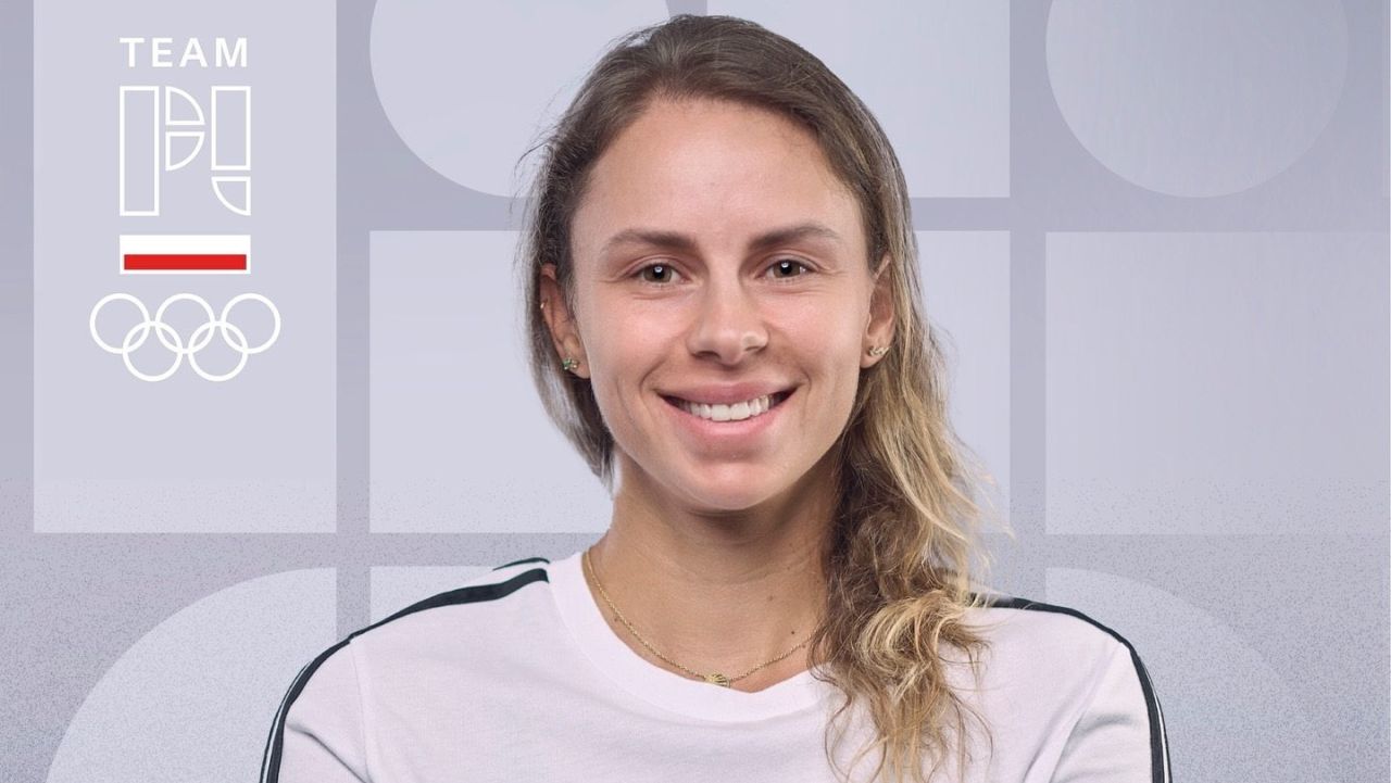 Magda Linette wygrała z Greczynką Marią Sakkari 1:6, 6:4, 6:1 w meczu drugiej rundy tenisowego turnieju w Rzymie.