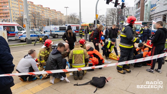 Fot. Robert Stachnik [Radio Szczecin] 15 osób rannych na placu Rodła [ZDJĘCIA]