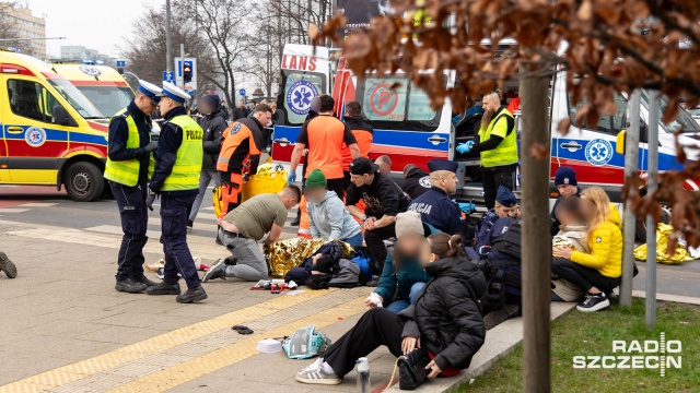 Fot. Robert Stachnik [Radio Szczecin] 15 osób rannych na placu Rodła [ZDJĘCIA]