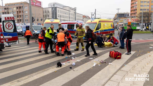 Fot. Robert Stachnik [Radio Szczecin] 15 osób rannych na placu Rodła [ZDJĘCIA]