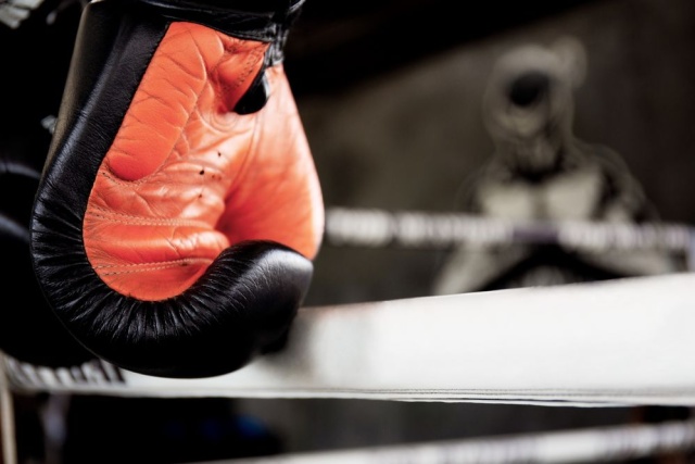 Wielka walka wieczoru Joshua vs Ngannou odbędzie się początkiem marca, a fani boksu nie mogą się jej doczekać. Znamy już kartę walk, a także mieliśmy możliwość zobaczenia pierwszego pojedynku spojrzeń przed Knockout Chaos. Kto w takim razie jest faworytem tej walki Przekonajmy się