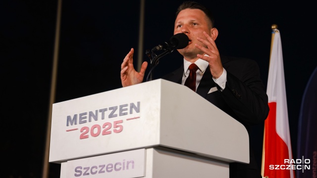 Sławomir Mentzen. Fot. Robert Stachnik [Radio Szczecin] Sławomir Mentzen w Szczecinie: obecny rząd nie dba o swoich podatników [ZDJĘCIA]