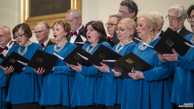 Fot. Kamila Kozioł [Radio Szczecin] "Chwyta za serce, łzy mi lecą". Koncert w kościele seminaryjnym [ZDJĘCIA]