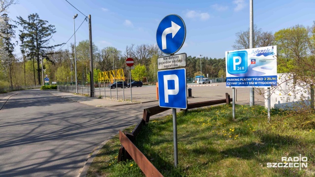Fot. Robert Stachnik [Radio Szczecin] Jest pomysł na zadaszenie panelami fotowoltaicznymi parkingu Arkonki [WIDEO, ZDJĘCIA]