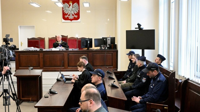 Sprawa wypadku na pl. Rodła umorzona. Grzegorz Ł. uznany za niepoczytalnego [ZDJĘCIA]