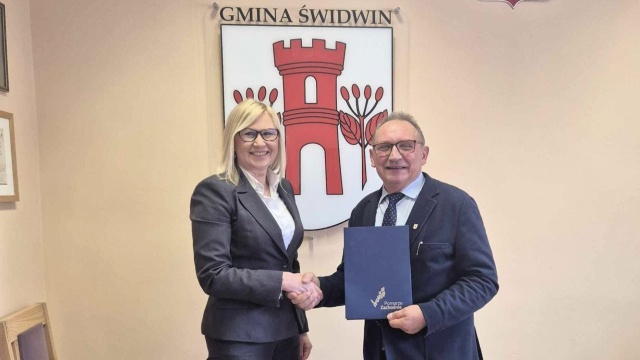 Prawie czterokilometrową sieć wodociągową wybuduje Gmina Świdwin. Na ten cel otrzyma unijne dofinansowanie - ponad dwa miliony złotych.