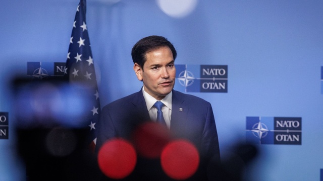 Sekretarz stanu USA Marco Rubio powiedział w czwartek w Brukseli, że Stany Zjednoczone są aktywne w NATO jak nigdy dotąd i chcą, by Sojusz był silniejszy.