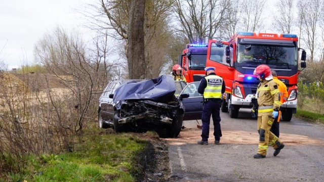 Wypadek w powiecie sławieńskim - jedna osoba poszkodowana.