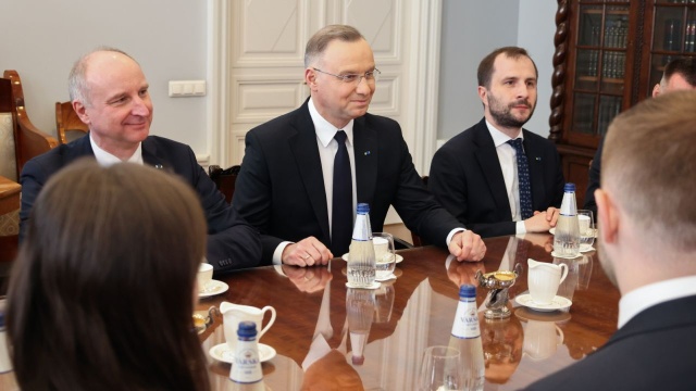 Prezydent Polski studzi nastroje związane z kryzysem na światowych giełdach.