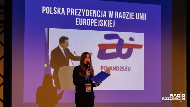 Podróże, międzynarodowe wymiany czy możliwości pracy i rozwoju za granicą. 60 przedstawicieli szczecińskich samorządów uczniowskich debatowało o tym, jakie możliwości mają młodzi w Unii Europejskiej. To w ramach konferencji i warsztatów przygotowanych przez Młodzieżową Radę Miasta.