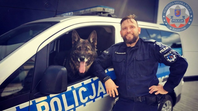 Były nerwy i stres, ale wszystko dobrze się skończyło. To dzięki czworonożnemu funkcjonariuszowi Karłowi ze szczecińskiej policji.