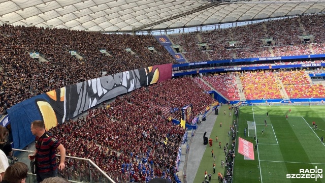 Na Stadionie PGE Narodowym rozpoczął się finałowy mecz Pucharu Polski. Portowcy mierzą się z Legią Warszawa. Na trybunach zasiadło ok. 20 tysięcy fanów Dumy Pomorza.