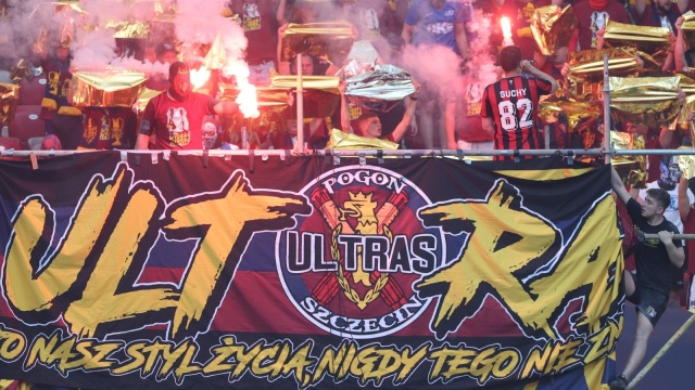 Na Stadionie PGE Narodowym rozpoczął się finałowy mecz Pucharu Polski. Portowcy mierzą się z Legią Warszawa. Na trybunach zasiadło ok. 20 tysięcy fanów Dumy Pomorza.