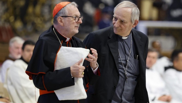 Jednym z faworytów konklawe jest przewodniczący konferencji episkopatu Włoch arcybiskup Bolonii kardynał Matteo Zuppi. We Włoszech mówi się o nim Głos Bergoglio. W notowaniach bukmacherów, którzy dają mu 17 procent szans, jest na czwartym miejscu.